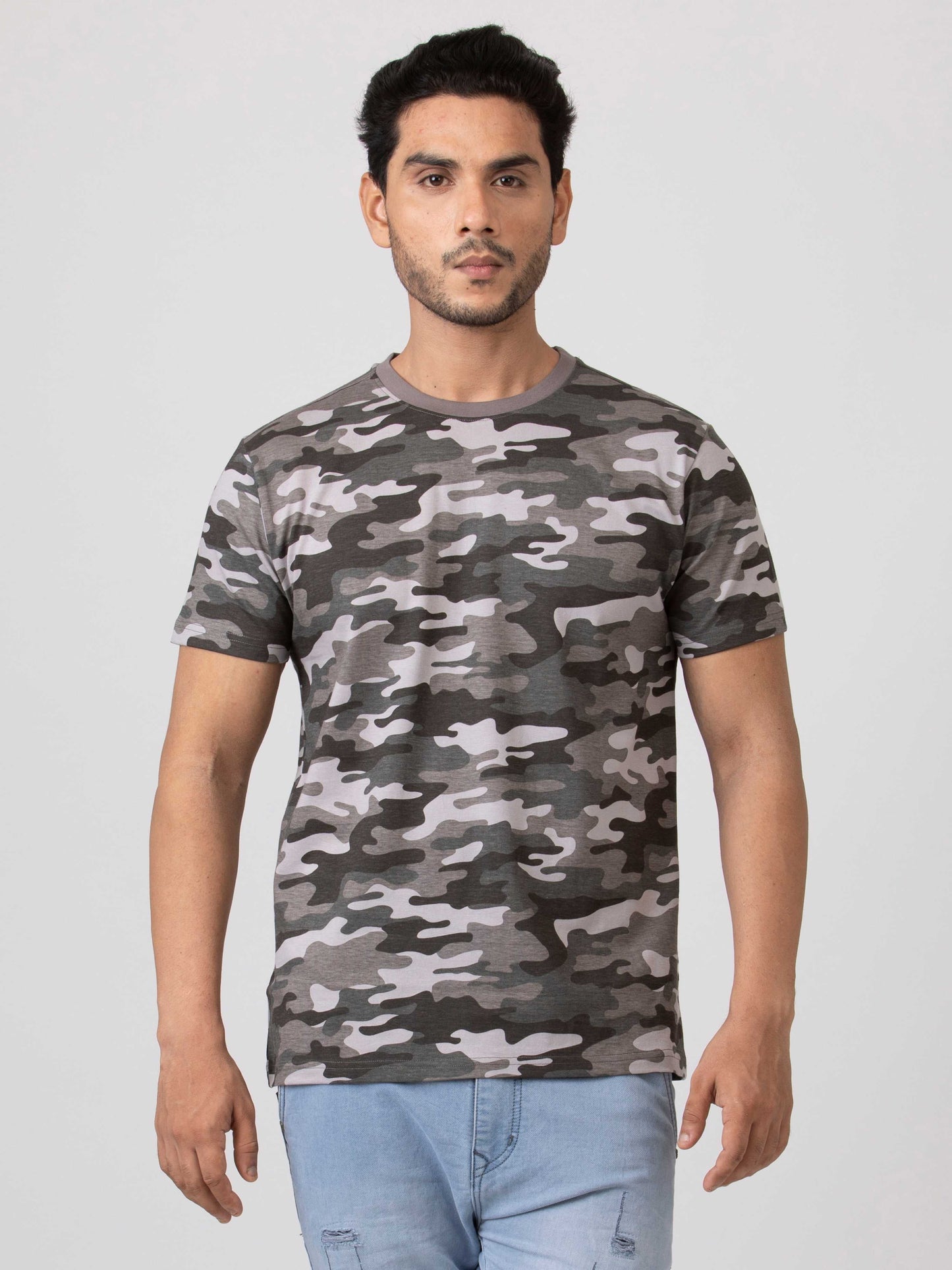 Stealthy Military Camouflage Men's Cotton round neck T-Shirt