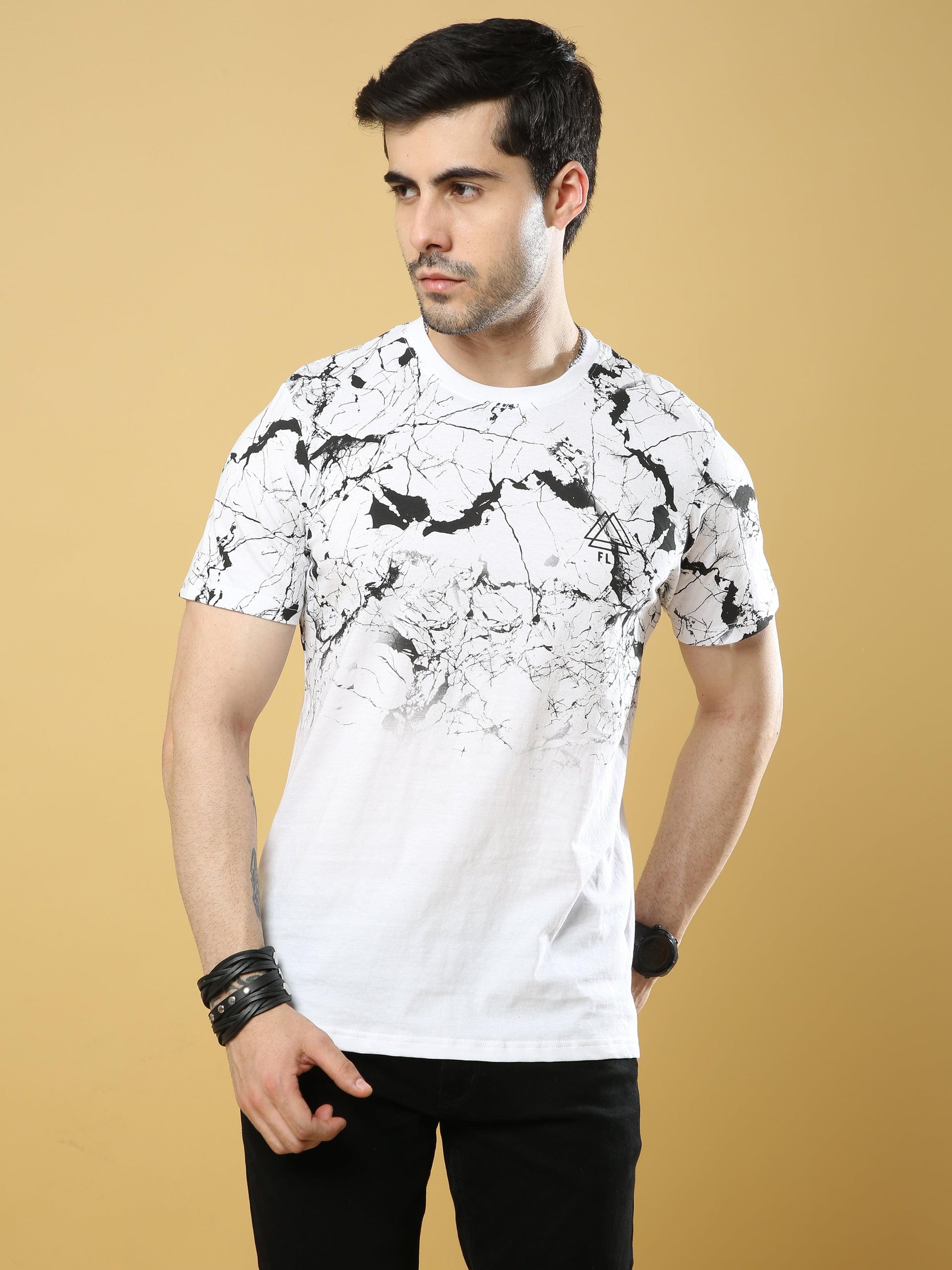 Men's casual T-Shirt - Neo Strike White