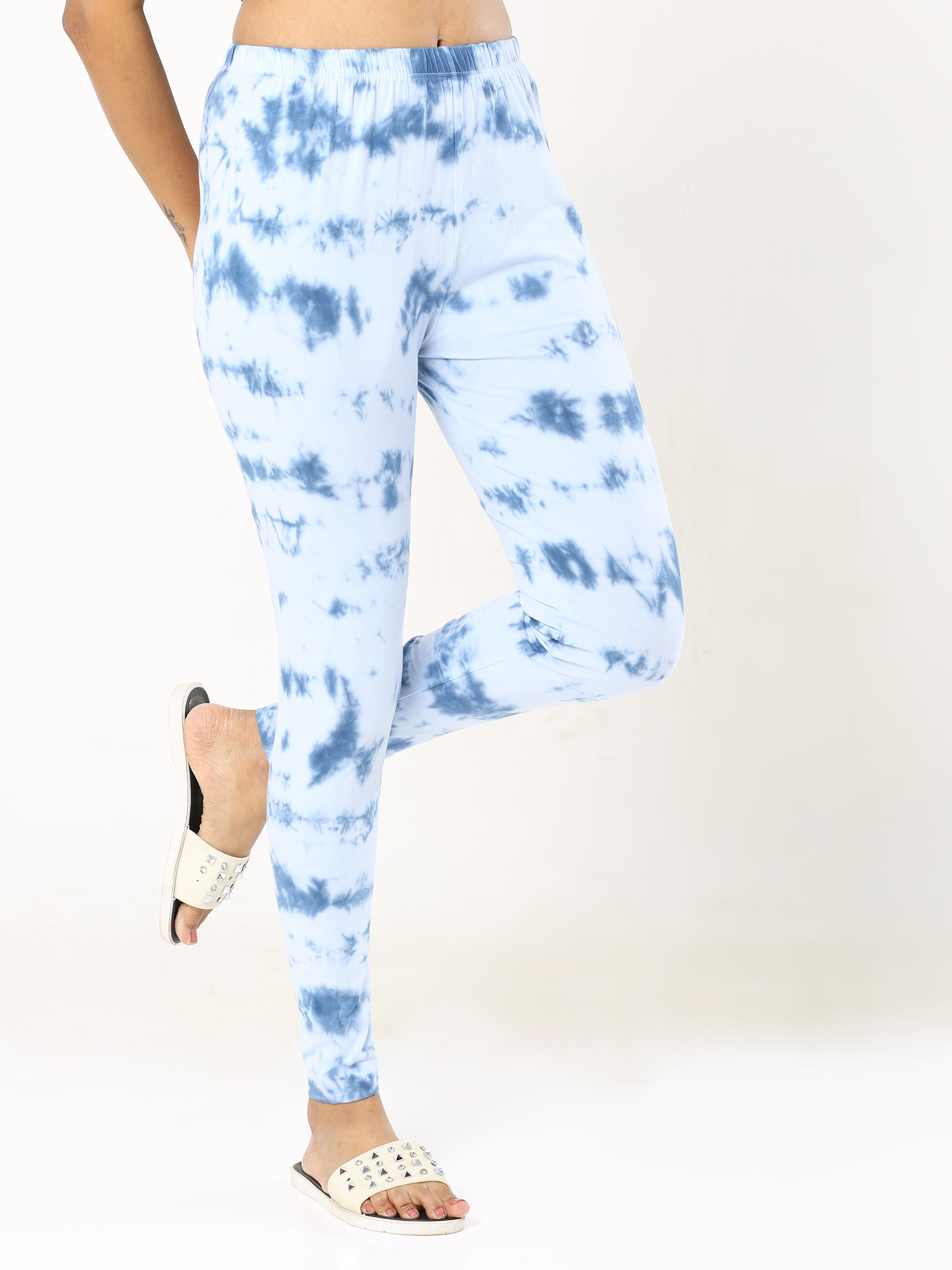 Blue Shiny-Effect Skinny Leggings | TALLY WEiJL Germany