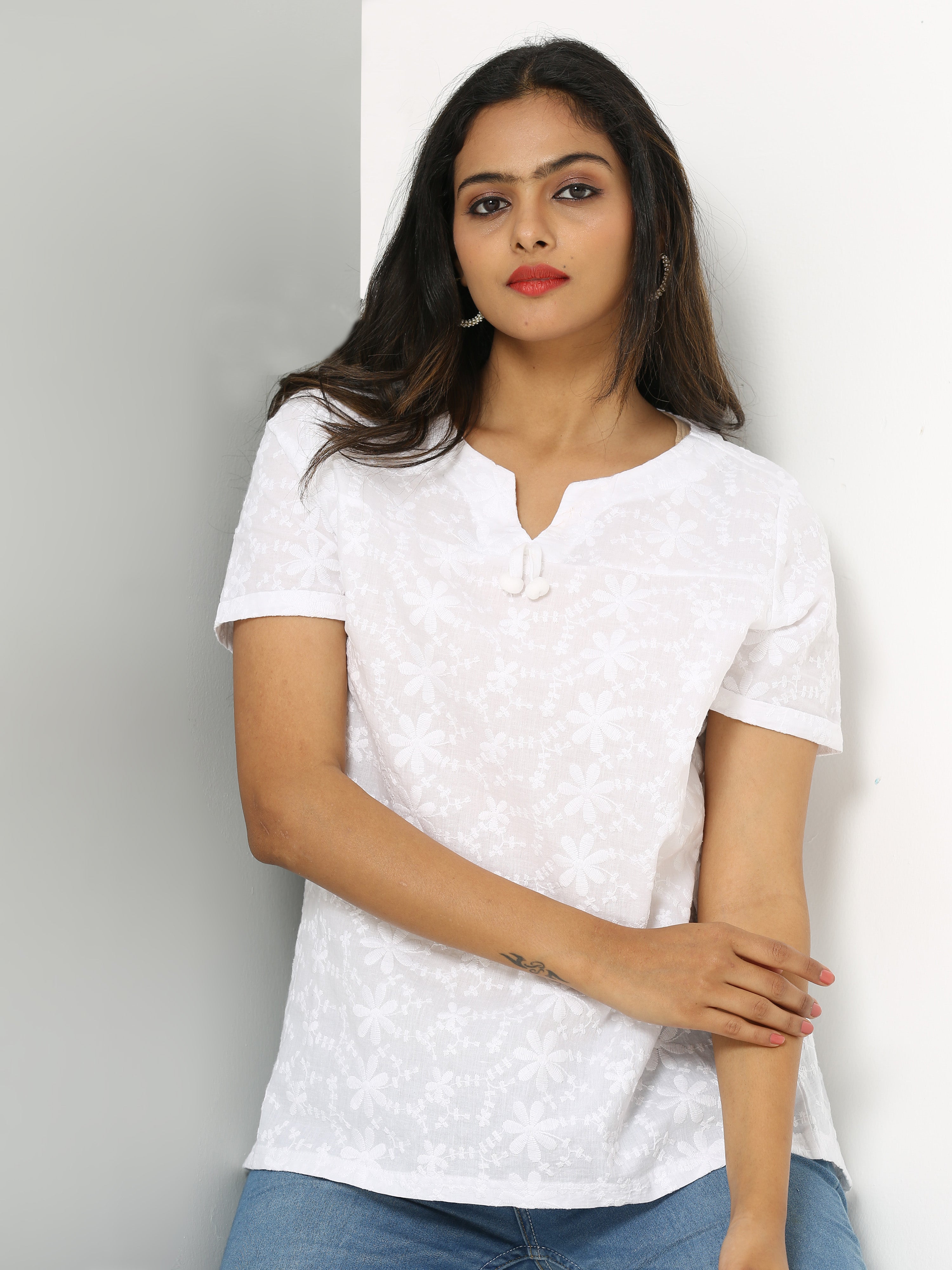 White casual Lucknow chikankari top with white thread chikan  embroidery,Chikan blouses online shopping