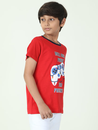 Pause for Presents Boys T-Shirt ( Red)
